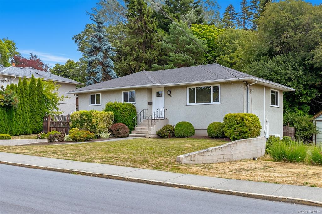 Third View of 883 Lampson St, Esquimalt, BC, V9A 6B6