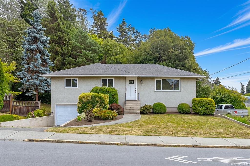 Fourth View of 883 Lampson St, Esquimalt, BC, V9A 6B6