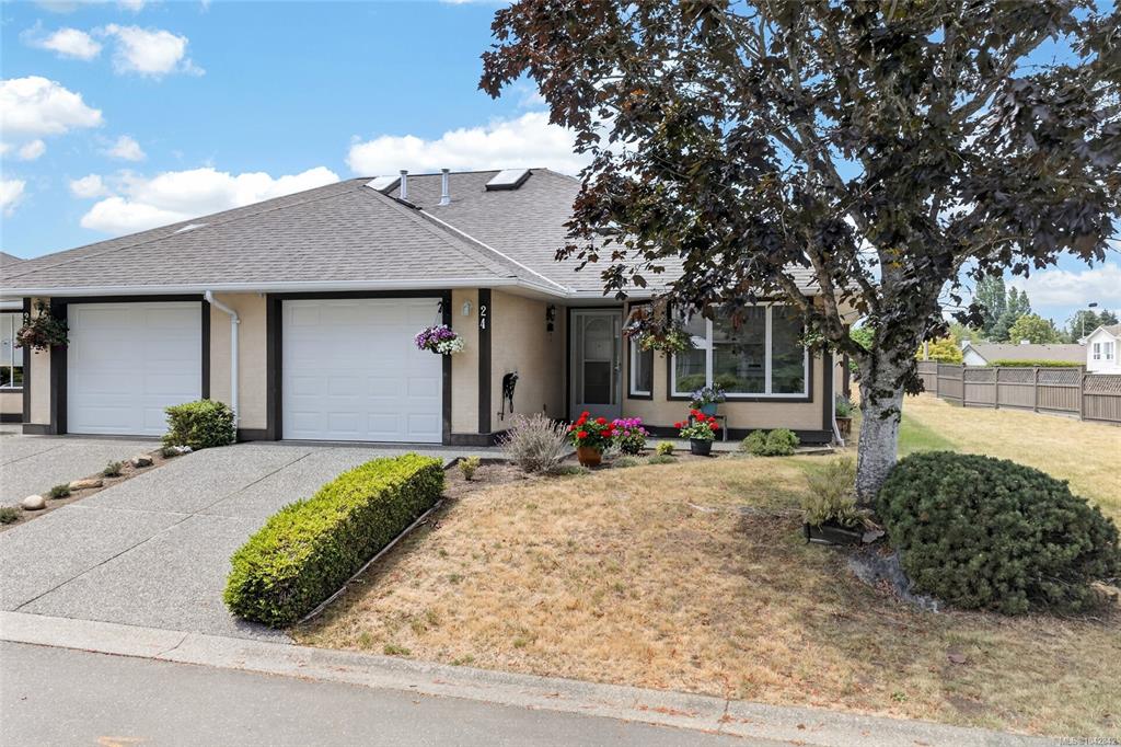 Third View of 454 Morison Ave, WINDSOR COURT, Parksville, BC, V9P 2M6