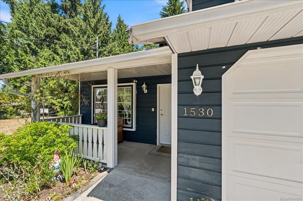 Third View of 1530 Pacific Cres, French Creek, BC, V9P 1X6
