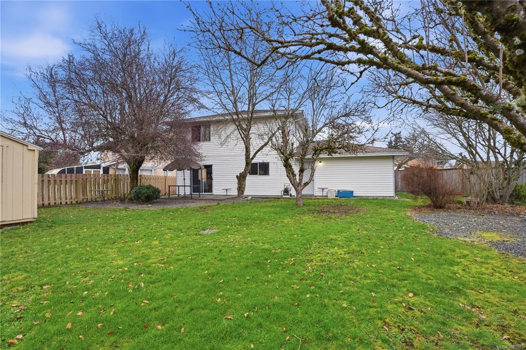 Third View of 2829 Pickford Rd, Colwood, BC, V9B 2K3