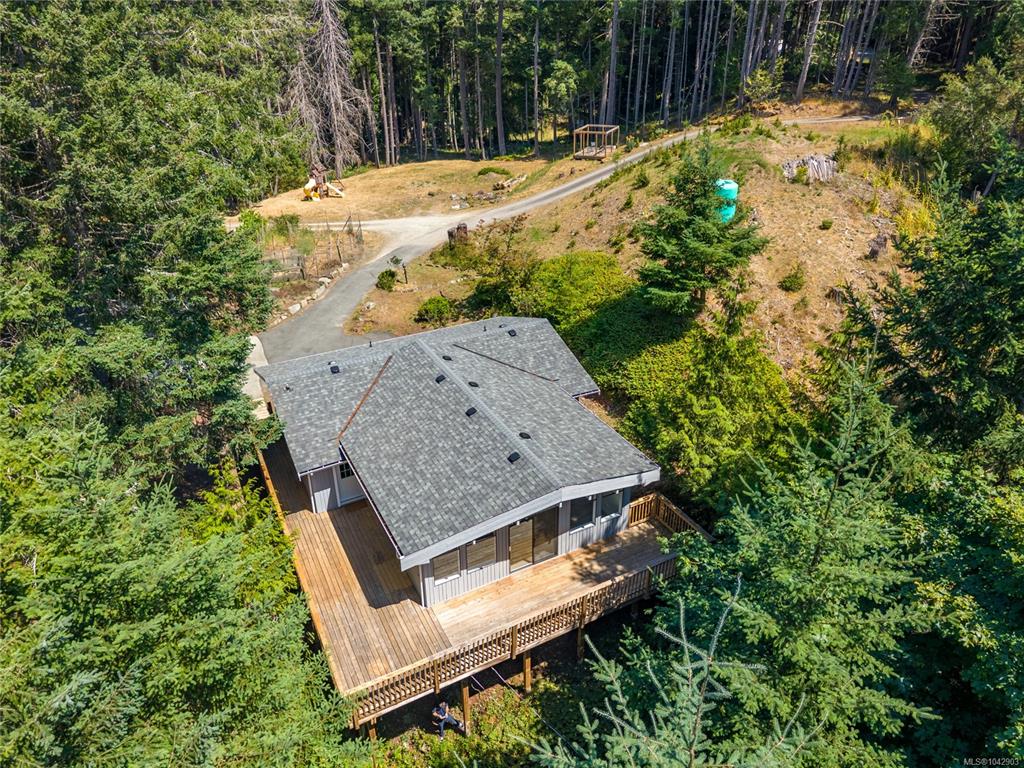 Fourth View of 3707 Starboard Cres, Pender Island, BC, V0N 2M2