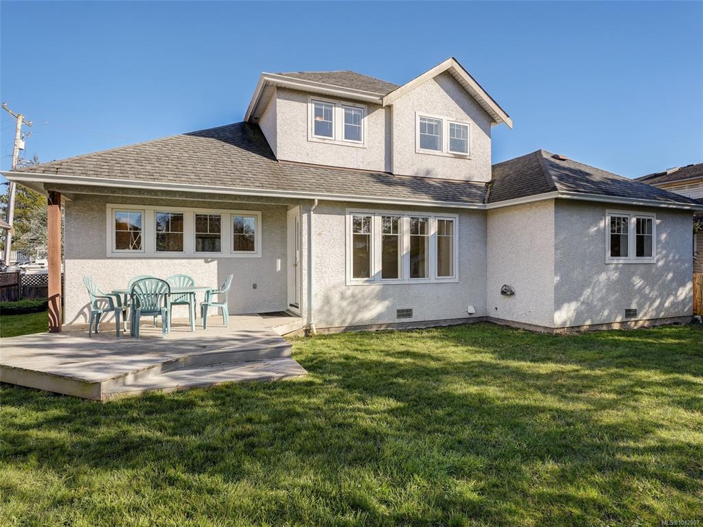9524 Greenglade Rd, 1042907, BC,
