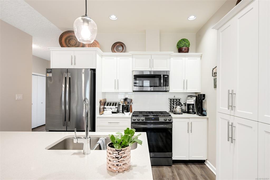 Fourth View of 2316 Magnolia Lane, Rivers Edge Village, Sooke, BC, V9Z 1N9