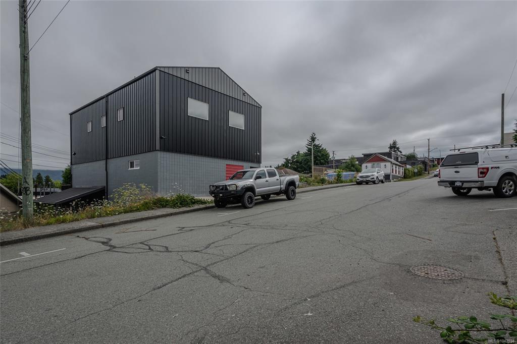 Third View of 5119 Athol St, Port Alberni, BC, V9Y 3C2