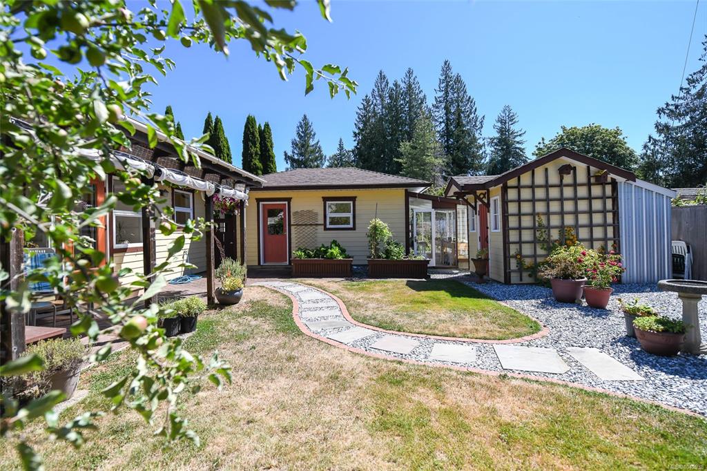 Fifth View of 2849 Penrith Ave, Cumberland, BC, V0R 1S0