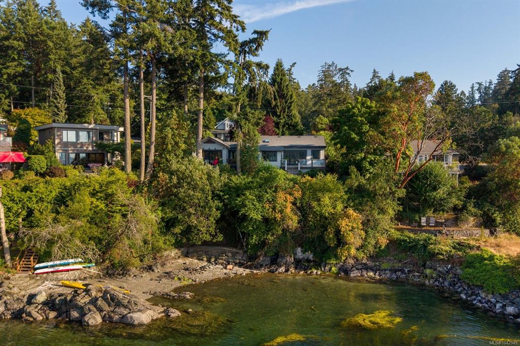 10994 Madrona Dr, 1042945, BC,
