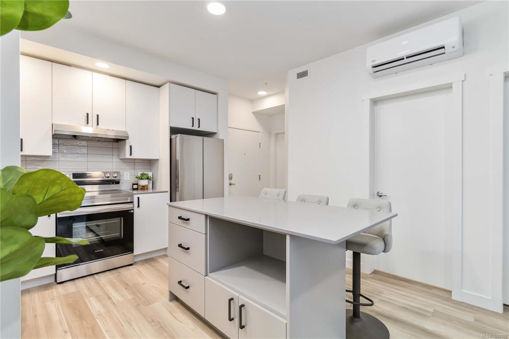 Fifth View of 2390 City Gate Blvd, Langford, BC, V9B 7E8