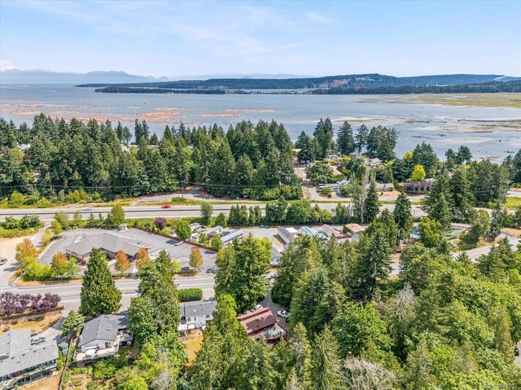 Fourth View of 1071 Old Victoria Rd, Nanaimo, BC, V9R 6R4