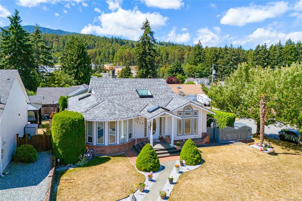 Fifth View of 626 Delcourt Ave, Ladysmith, BC, V9G 1N9