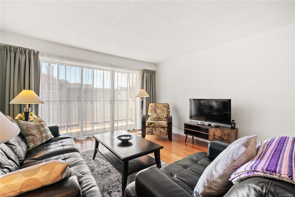 Fourth View of 1101 Hilda St, Victoria, BC, V8V 4T2