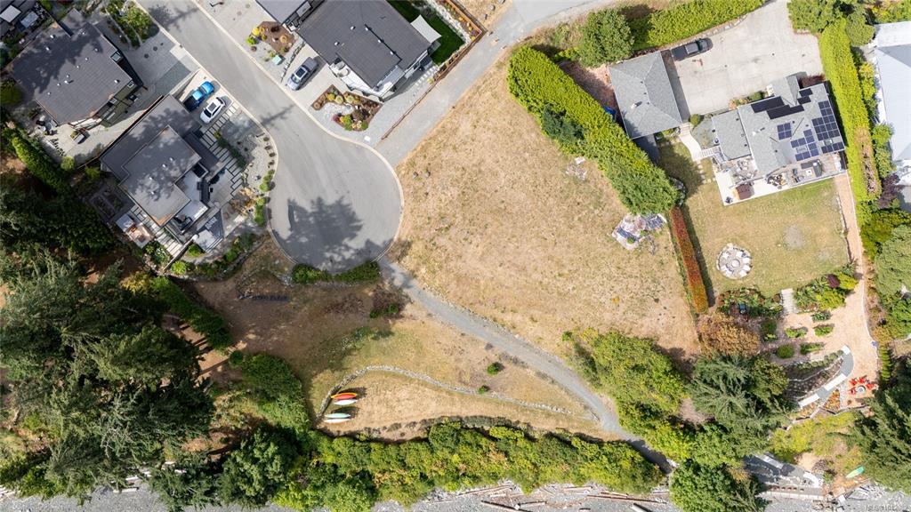 Fourth View of Sl 9 Skye Rd, Saltair, BC, V9G 1Y5