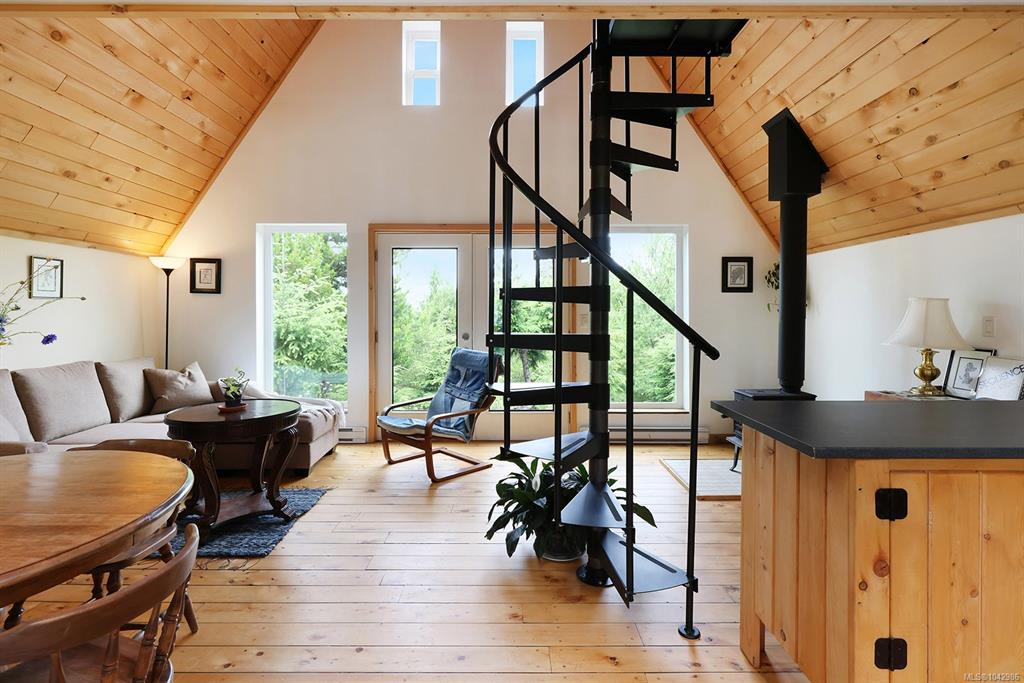 Fifth View of 4150 Pinecrest Rd, Denman Island, BC, V0R 1T0