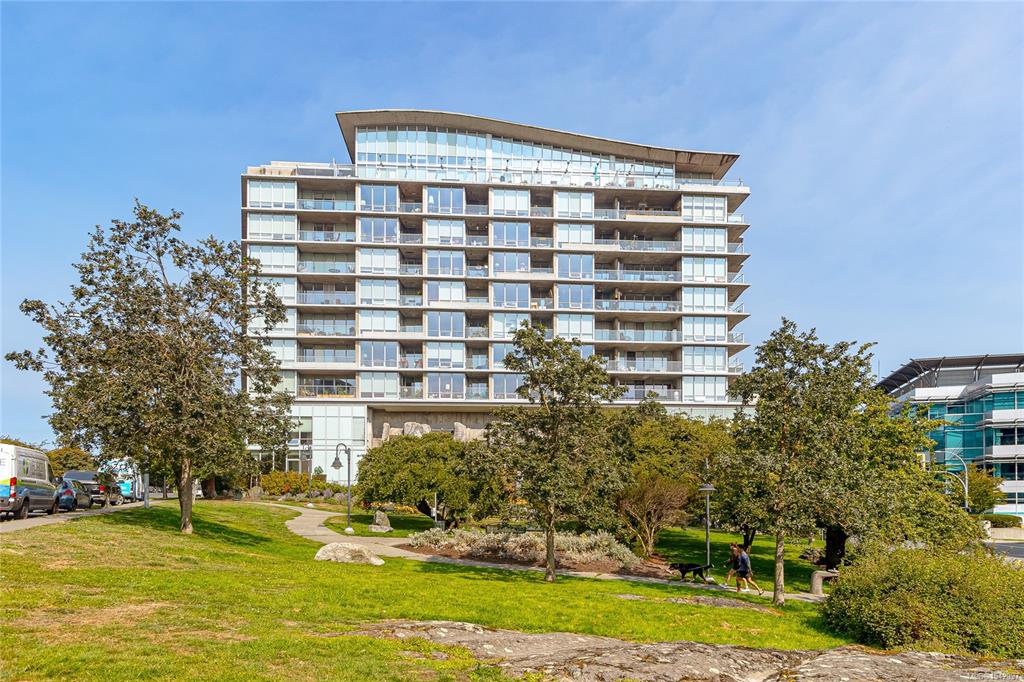 Third View of 160 Wilson St, Parc Residences, Victoria, BC, V9A 7P9