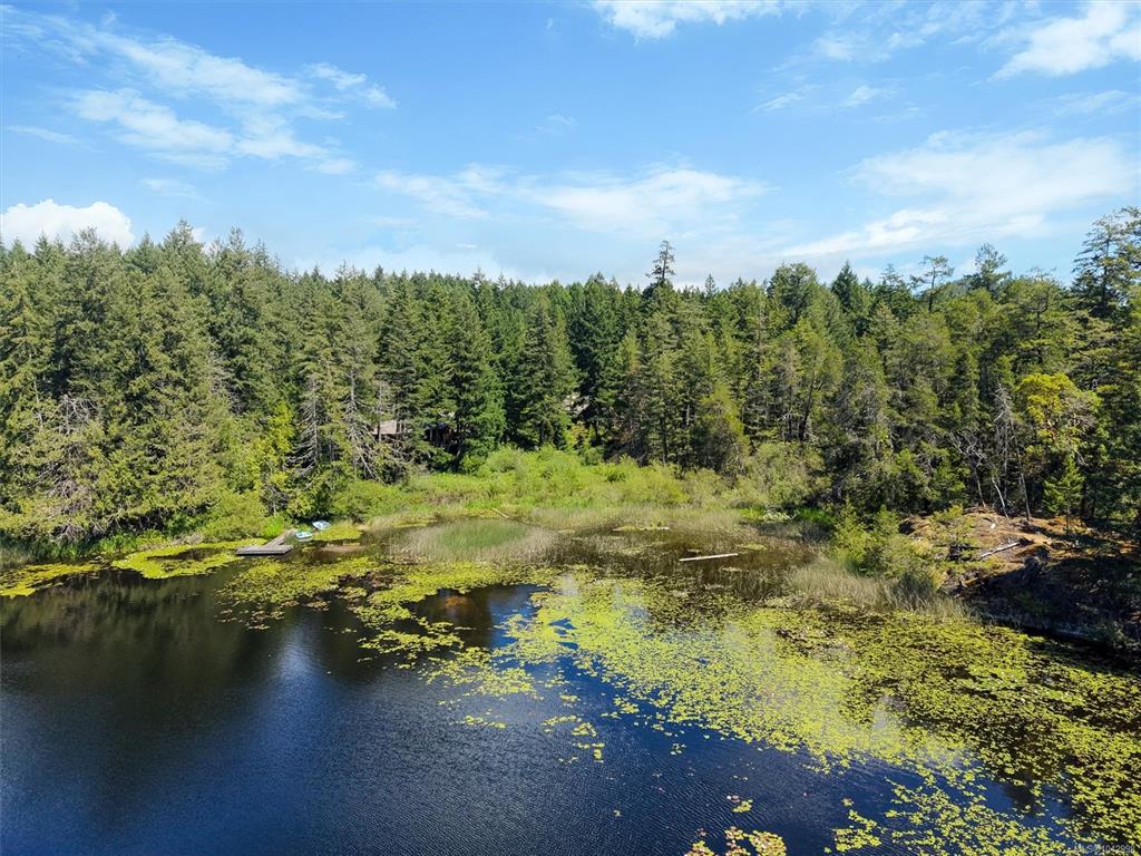 Fifth View of 649 Lost Lake Rd, Highlands, BC, V9B 6E3