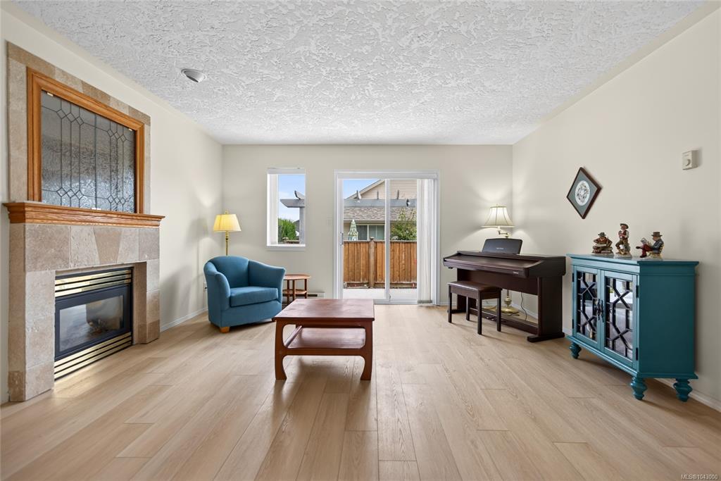 Fourth View of 202 31st St, Harbourview, Courtenay, BC, V9N 9E2