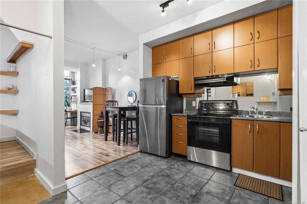 Fifth View of 409 Swift St, Victoria, BC, V8W 1S2