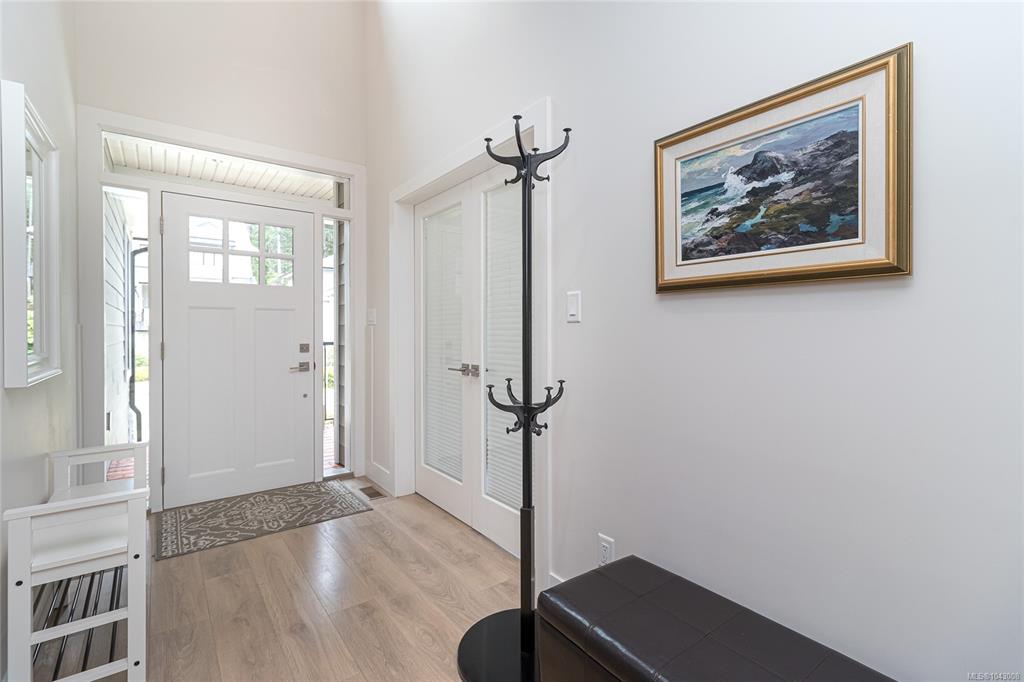Fourth View of 832 Ashbury Ave, Langford, BC, V9C 0L5