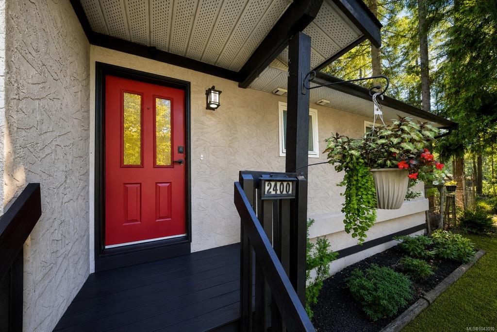 Fifth View of 2400 Ravenhill Rd, SHAWNIGAN BEACH ESTATES, Shawnigan Lake, BC, V0R 2W0
