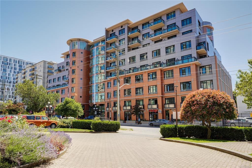 1029 View St, 1043018, BC,