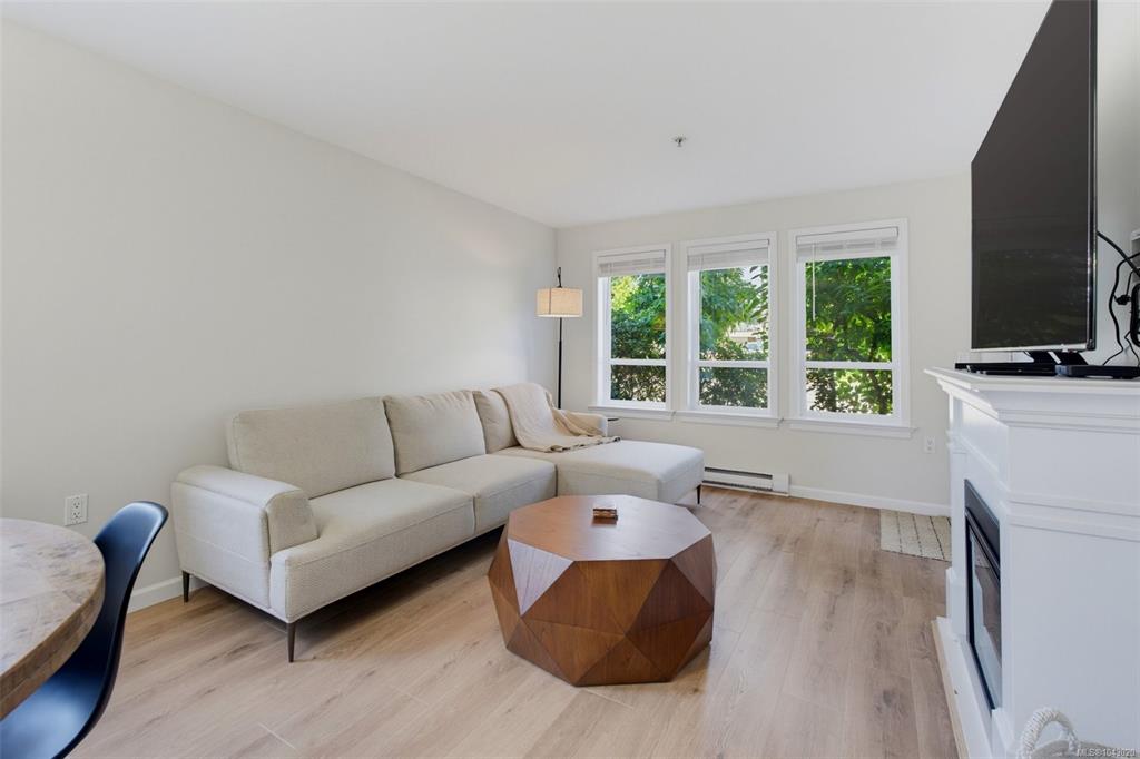 Fifth View of 663 Goldstream Ave, McConnell Place West, Langford, BC, V9B 2W8