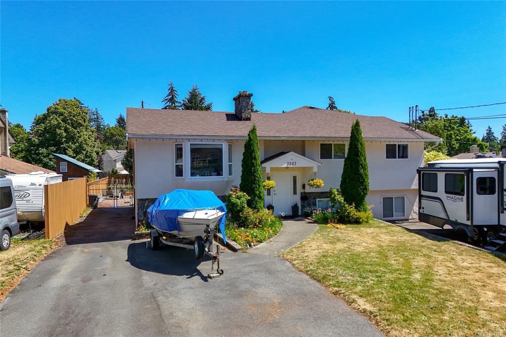 Second View of A 3347 Willowdale Rd, Colwood, BC, V9C 2T1