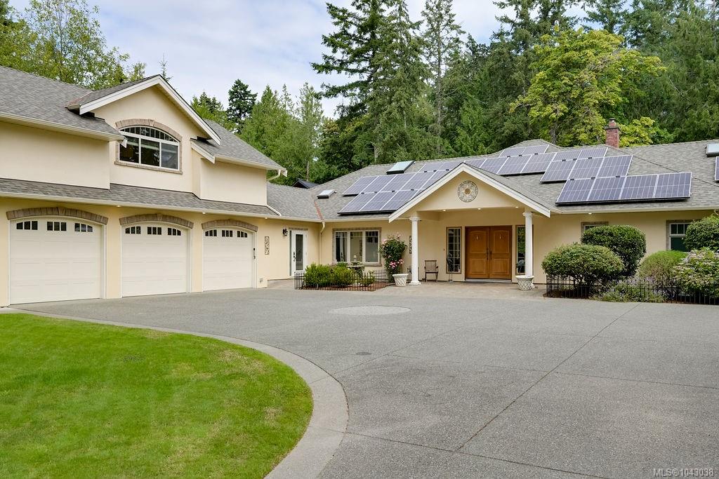 Fifth View of 716 Cromarty Ave, North Saanich, BC, V8L 5G6
