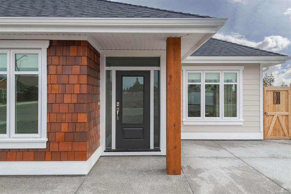 Third View of 932 Ridgeline Blvd, Morningstar Ridge, Parksville, BC, X1X 1X1