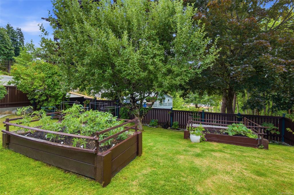 Third View of 2296 Cameron Dr, Port Alberni, BC, V9Y 1A9