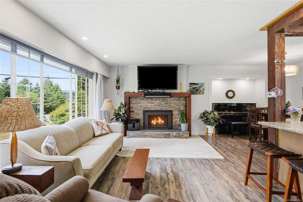 Fifth View of 2296 Cameron Dr, Port Alberni, BC, V9Y 1A9