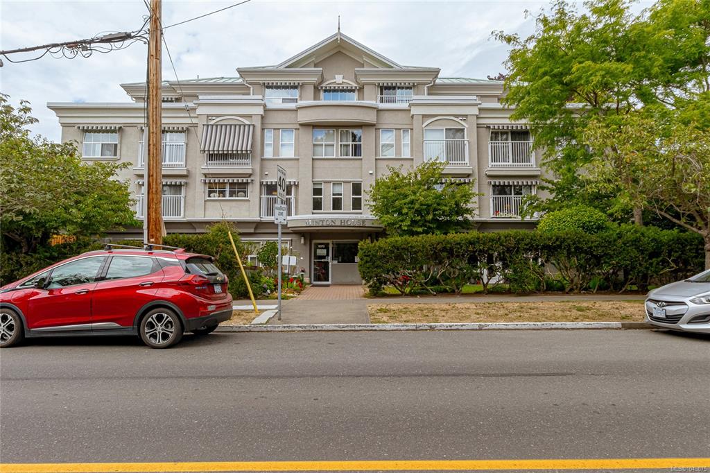 1070 Southgate St, 1043075, BC,