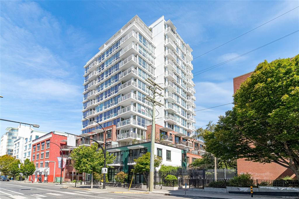 Fourth View of 834 Johnson St, Victoria, BC, V8W 1N3