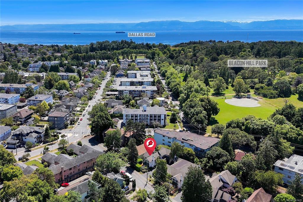 977 Convent Pl, 1043078, BC,