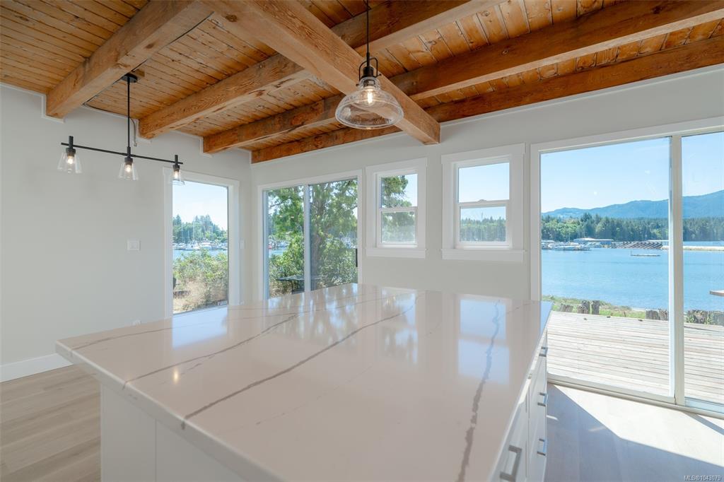 Third View of 5492 Deep Bay Dr, DEEP BAY SPIT, Bowser, BC, V0R 1G0