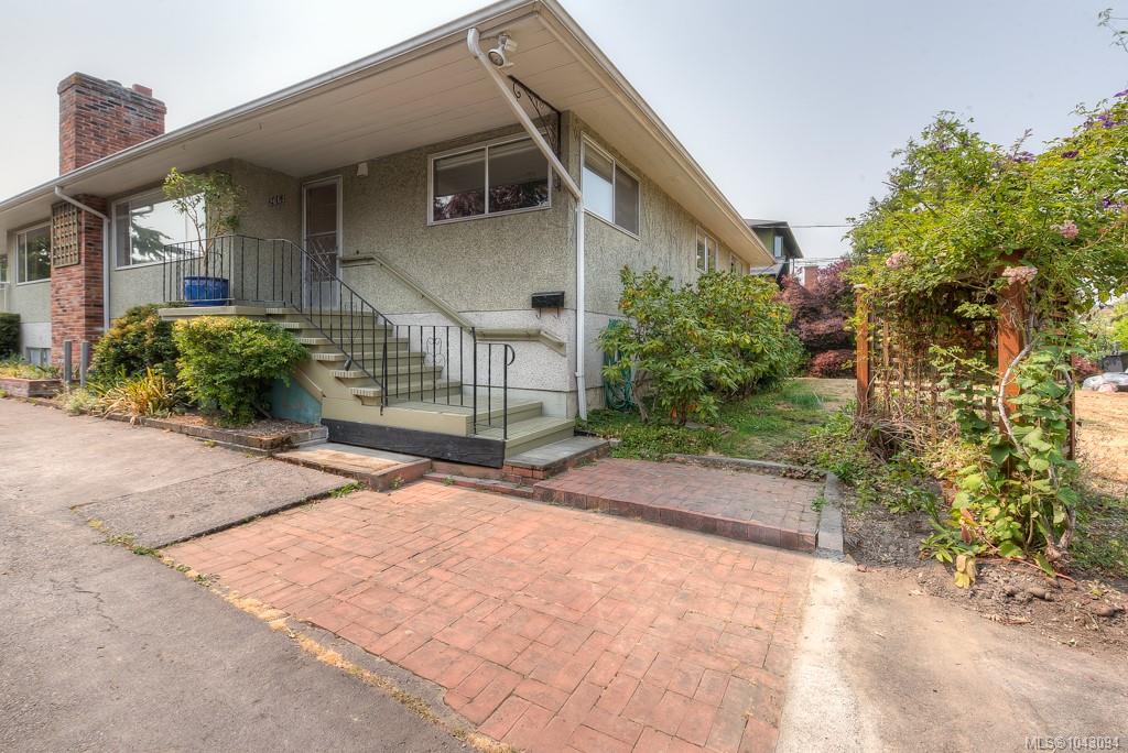 2663 2665 Dalhousie St, 1043094, BC,