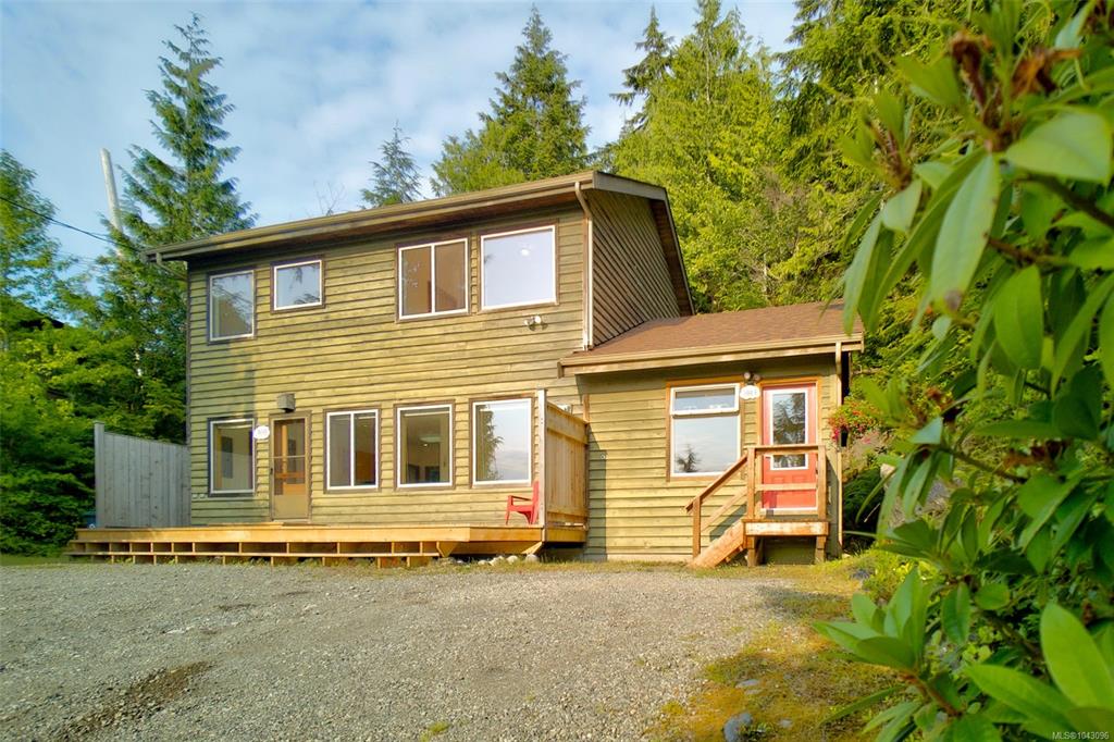 300 Fourth St, 1043096, BC,