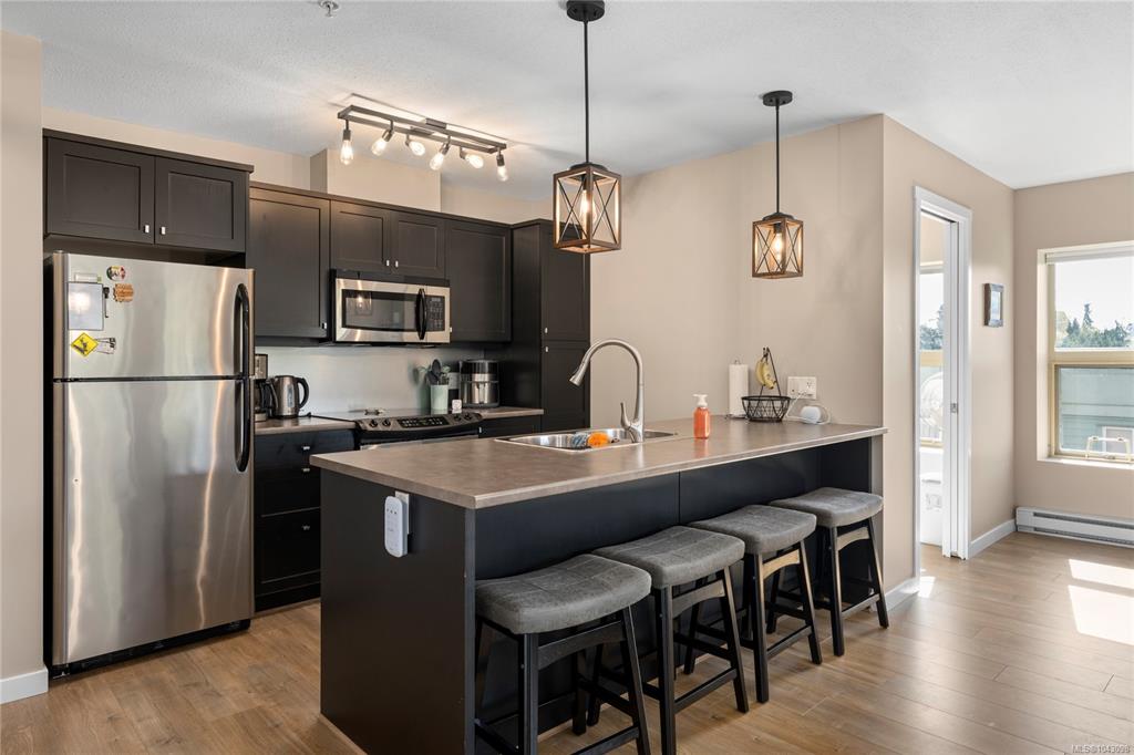Fifth View of 555 Franklyn St, VIVO, Nanaimo, BC, V9R 5X3