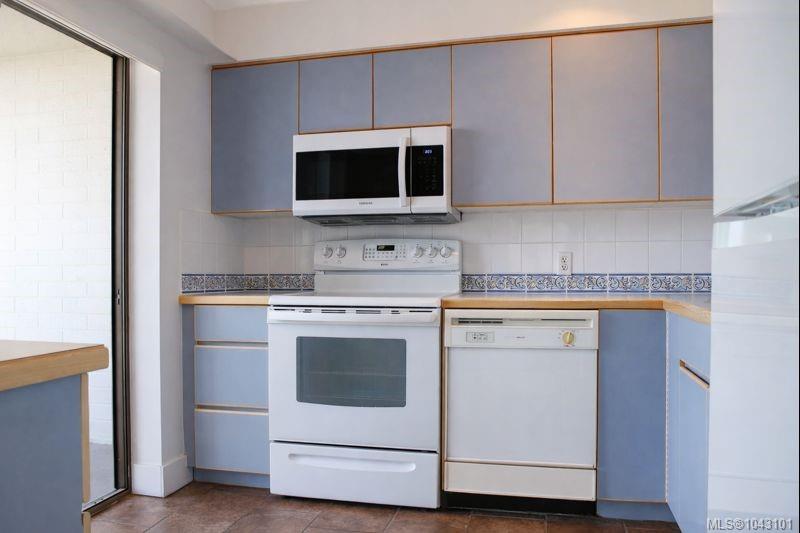 Fifth View of 33 Mt Benson St, Harbour Towers, Nanaimo, BC, V9S 5L2