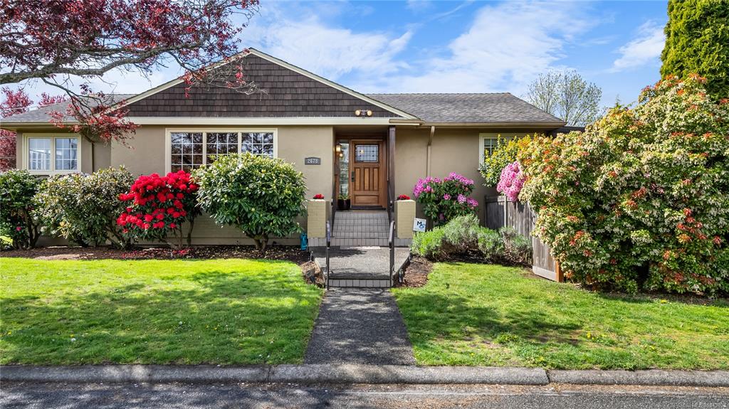 Third View of 2678 Dunlevy St, Oak Bay, BC, V8R 5Z2