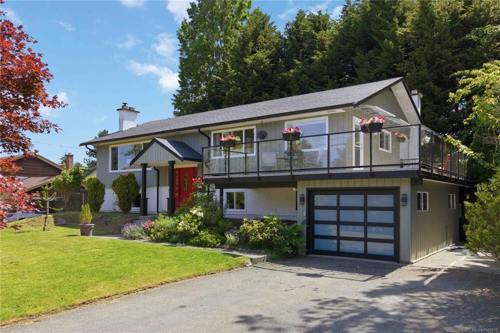 Fourth View of 1909 Ferndale Rd, Saanich, BC, V8N 2Y4