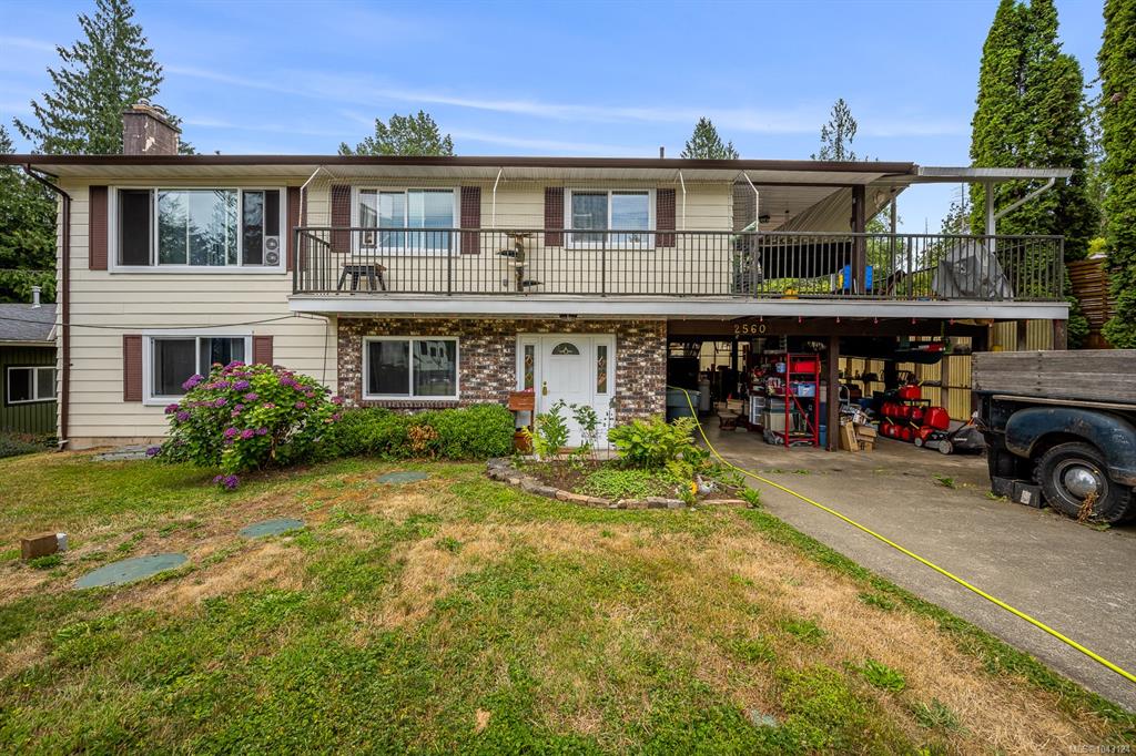 2560 Mabley Rd, 1043124, BC,