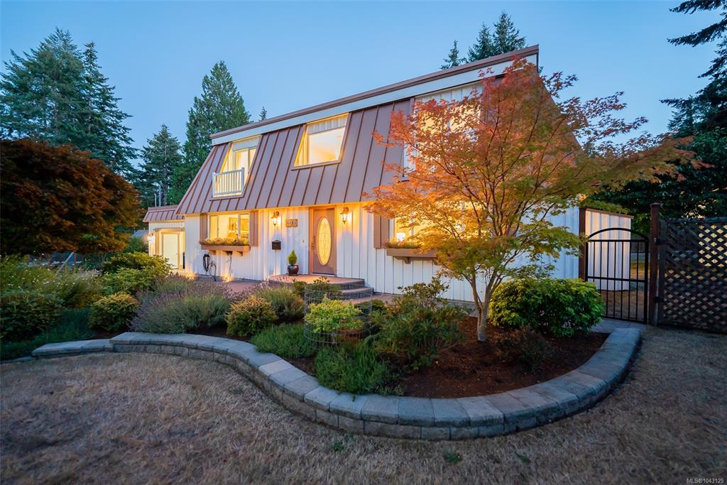 Third View of 3685 Planta Rd, Nanaimo, BC, V9T 3E8