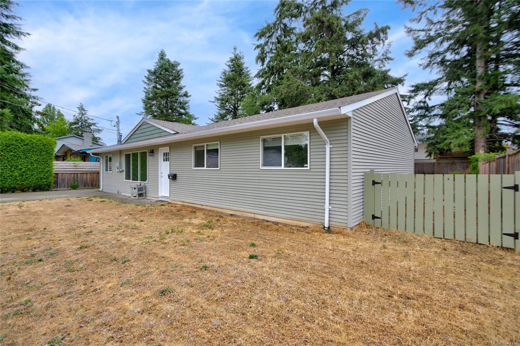 Third View of 378 Denman St, Comox, BC, V9M 3A8