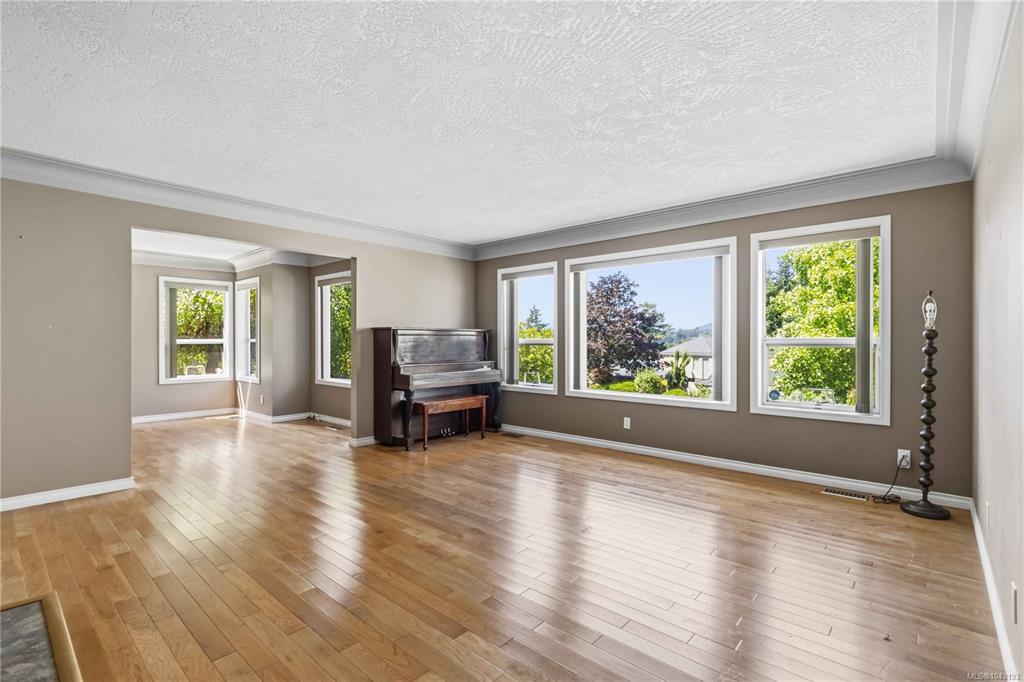 Fifth View of 4343 Emily Carr Dr, Saanich, BC, V8X 5E4
