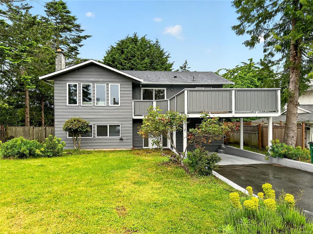 Third View of 4378 Torrington Pl, Saanich, BC, V8N 4T8