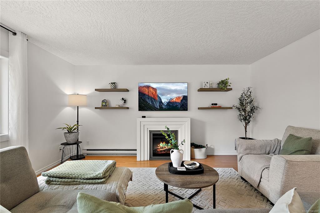 2871 Peatt Rd, 1043201, BC,