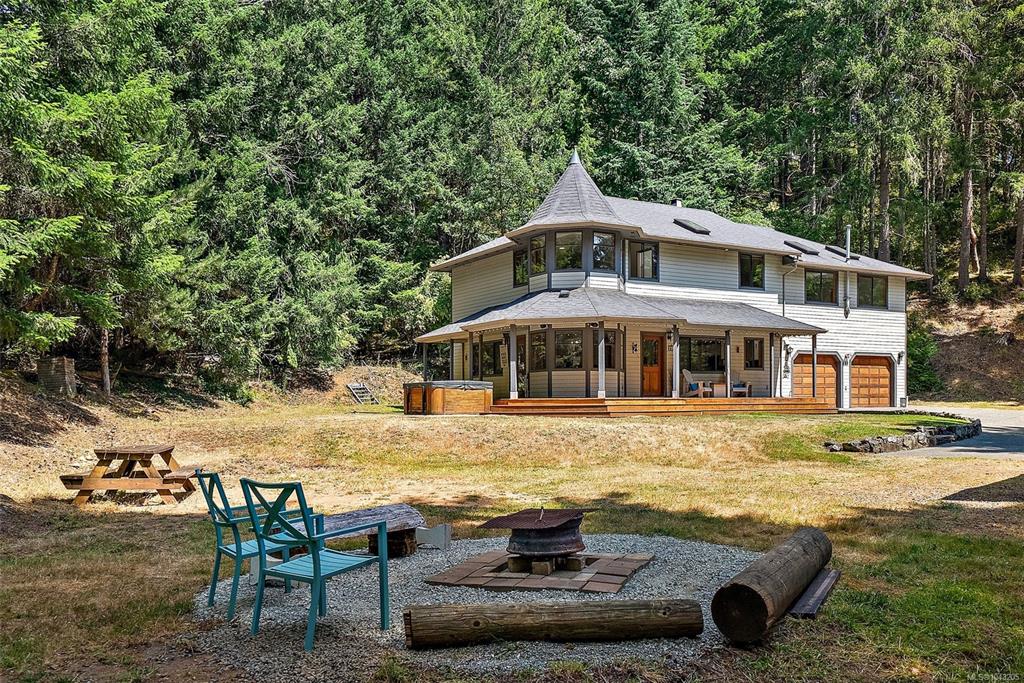 Fifth View of 418 Quail Pl, Highlands, BC, V9B 6G2