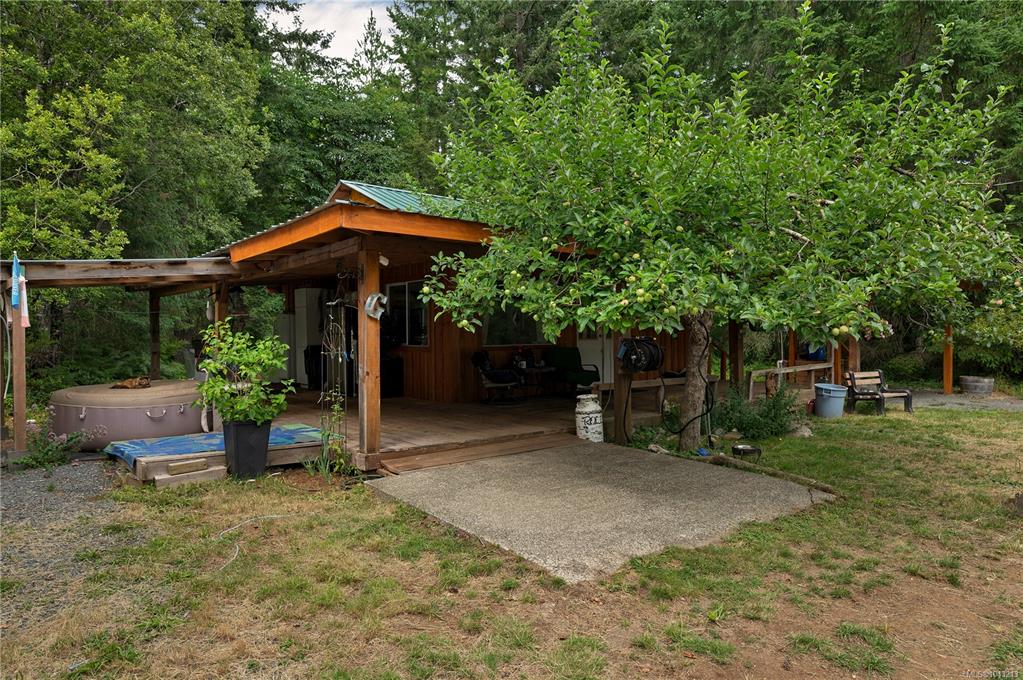 Fourth View of 3866 Pinecrest Rd, Black Creek, BC, V9J 1E6
