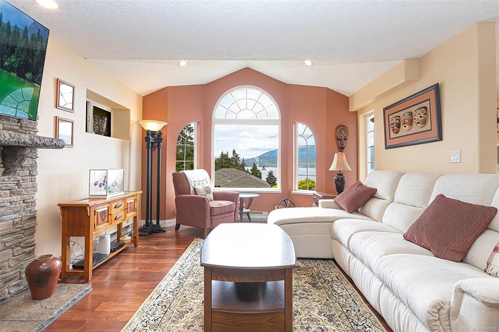 Fourth View of 552 Marine Pl, ARBUTUS RIDGE, Cobble Hill, BC, V8H 0K8