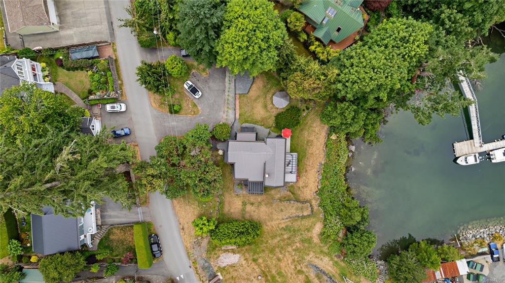 Fourth View of 5025 Genoa Bay Rd, Duncan, BC, V9L 5Y6